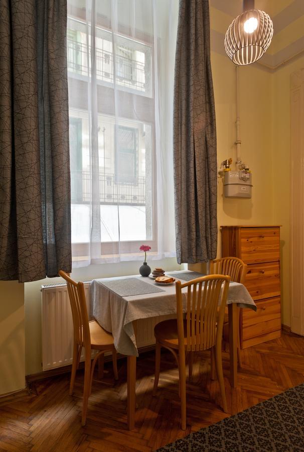 Capital Center Apartments Uelloi Budapest Luaran gambar